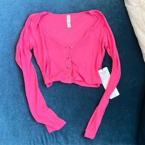 ALO yoga ribbed cropped whisper cardigan hot pink fuschia